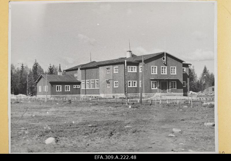 Tootsi asula klubihoone.