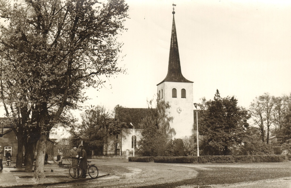 foto, vaade Paide 21.Juuli väljakule  1971.a.