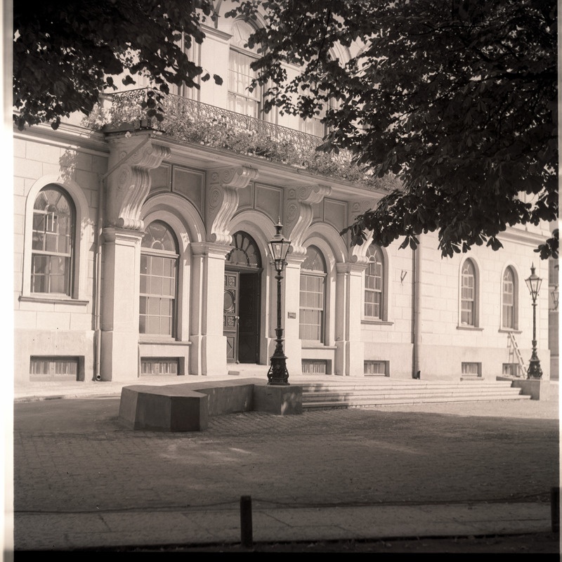 Riikliku Raamatukogu hoone