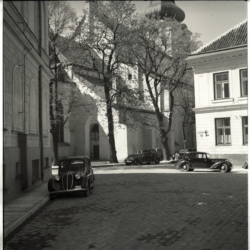 Vaade Toomkiriku kirdenurgale