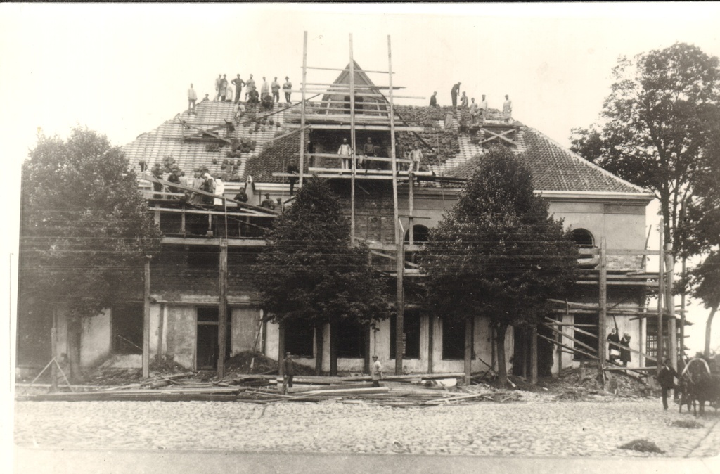 fotokoopia, Paide raekojale teise korruse ehitamine 1924.a.