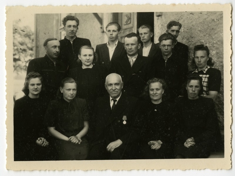 Poliitkooli õpilased Metskülas 1949.a. kevadel