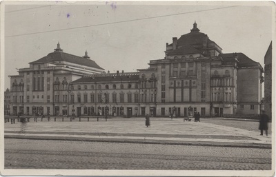 [tallinn] : [Estonia Theatre]  duplicate photo