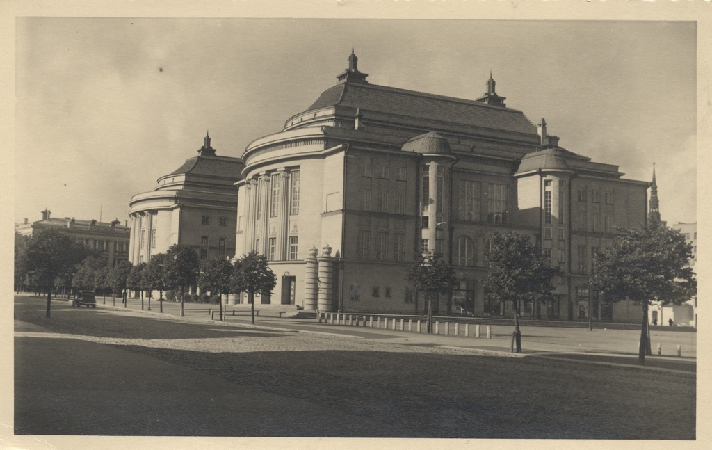 [tallinn] : [Estonia Theatre]