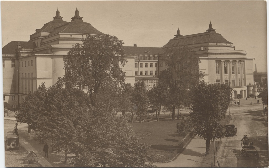 [tallinn] : [Estonia Theatre]