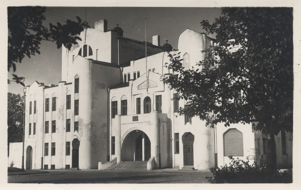 Estonian summer place in Pärnu : Theatre Endla
