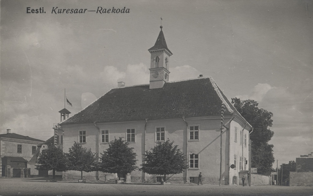 Estonia : Kuresaar : Raekoda