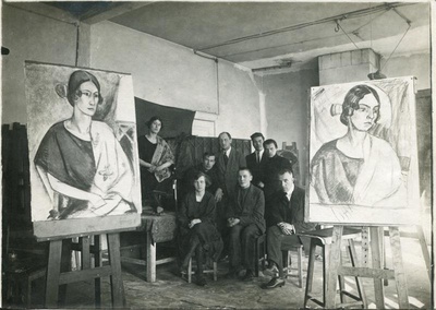 Konrad Mägi ateljee Pallase kunstikoolis 1923  duplicate photo