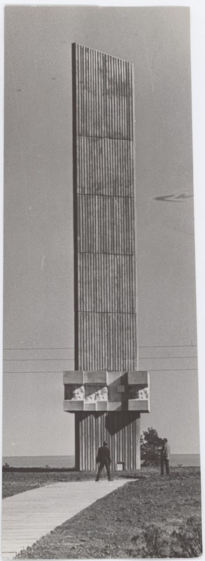 Tehumardi öölahingu monument