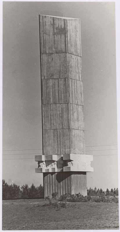 Tehumardi öölahingu monument