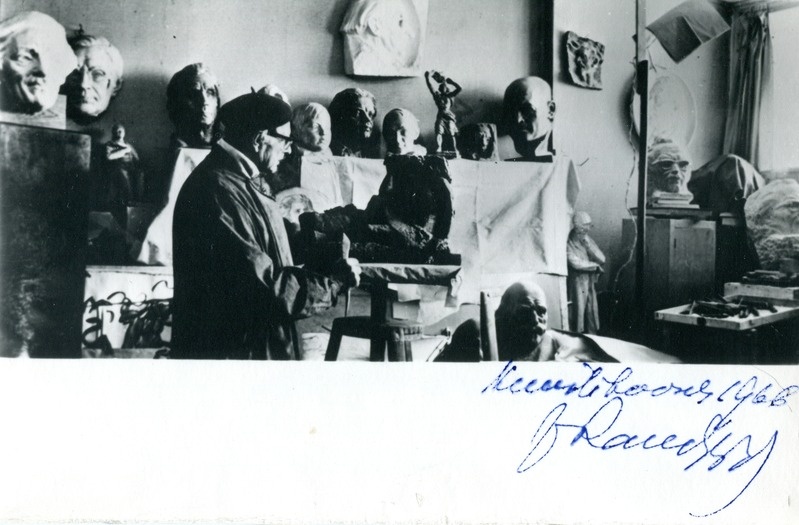 Juhan Raudsepp ateljees
