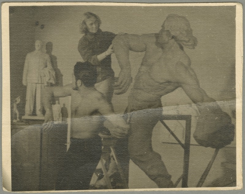 Skulptor Rohta Buddel modelleerimas Kalevipoega