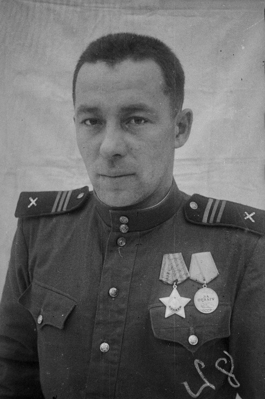 Tundmatu seersant 307. Tankitõrje divisjonist, Klooga jaan. 1945. a.
