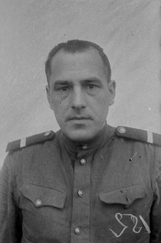 Vanemseersanti Johannes Mardi p. Maripuu  portree, peakatteta, Kloogal 1945.a.