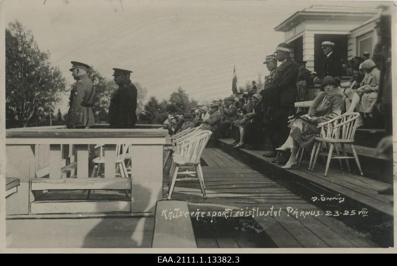 Üleriigilised Kaitseväe spordivõistlused Pärnu staadionil 23.-25.08.1929, Kindralmajor Juhan Tõrvand võistlusi avamas