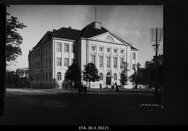 Tallinna kommertskooli hoone.