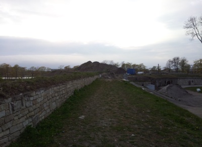 Kuressaare. Puiestee kindlusevallil. rephoto