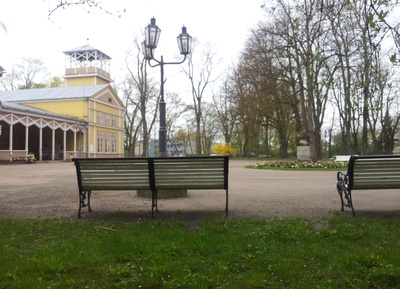 Vaade Kuressaare Kuurhoone esisele. rephoto