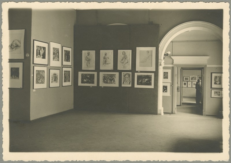 Eduard Wiiralti teosed näitusel Pallases