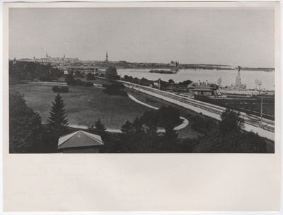 View of Tallinn and the Bay of Lasnamäe  duplicate photo
