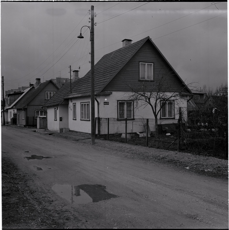 Tartu, Paju 20, ehitatud 1951