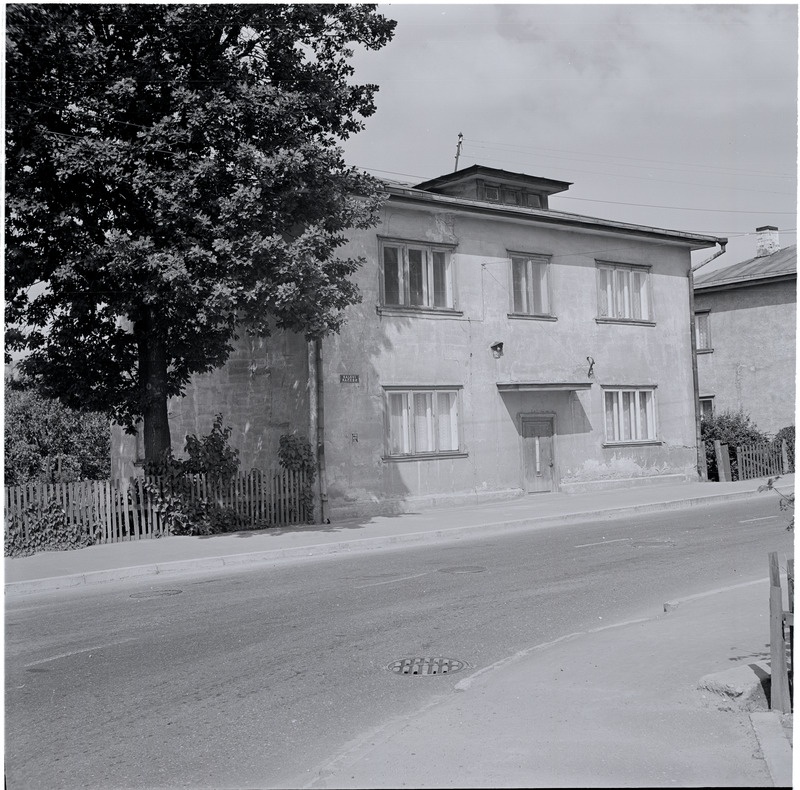 Kalevi 121, Tartu. Ehitatud 1935.-40