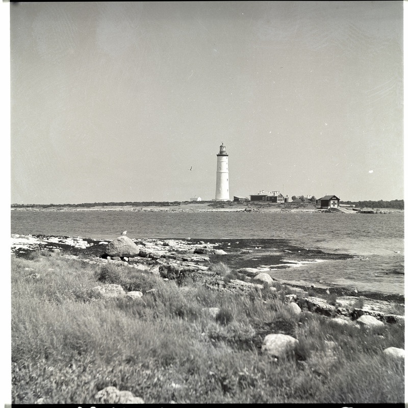 Saaremaa, rand tuletorniga.