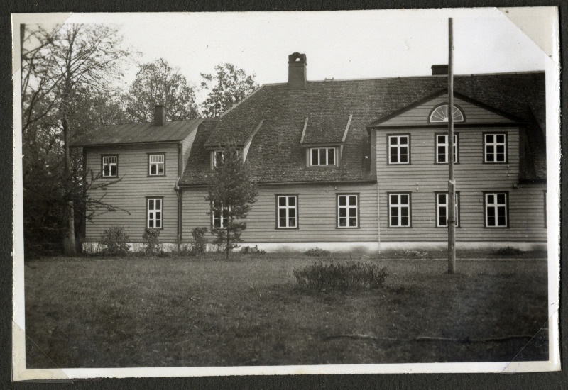 Kehra mõisa härrastemaja - Ajapaik