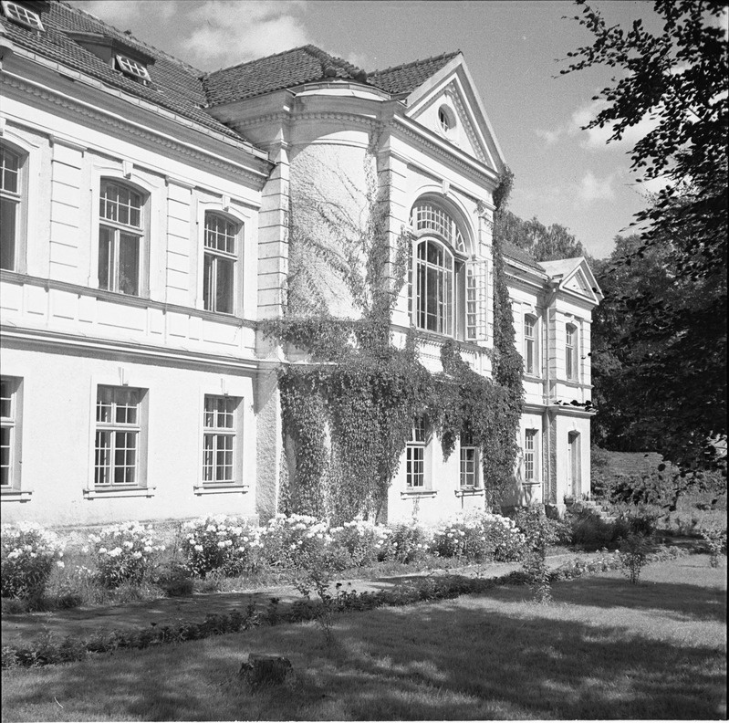 Kärstna mõis (Kärstna algkool)