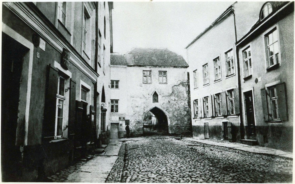 Tallinn, Harjuvärav seestpoolt.