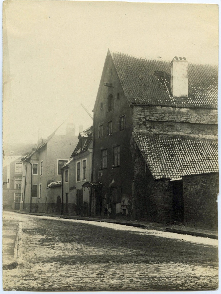 Tallinn, Tolli tänav, vaade Pika tänava poolt, Nottbecki maja.