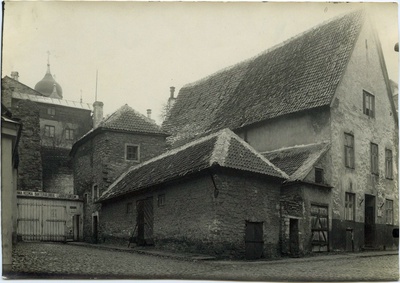 Tallinn, Rüütli tänav 20 (nn. "Timukamaja".)  similar photo