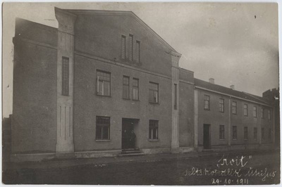 Postcard, Viljandi, Jakobson tn 18, Seltsi Koit maja  duplicate photo