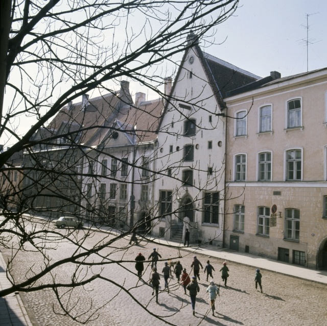 Tallinn. Wide street.