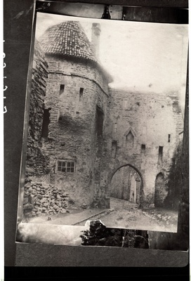 Tallinn, Nunnegate  duplicate photo