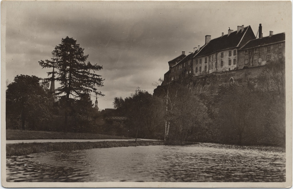 Estonian-tallinn = more : Schnelli tiik = Domberg : Schnell&#039;s pond