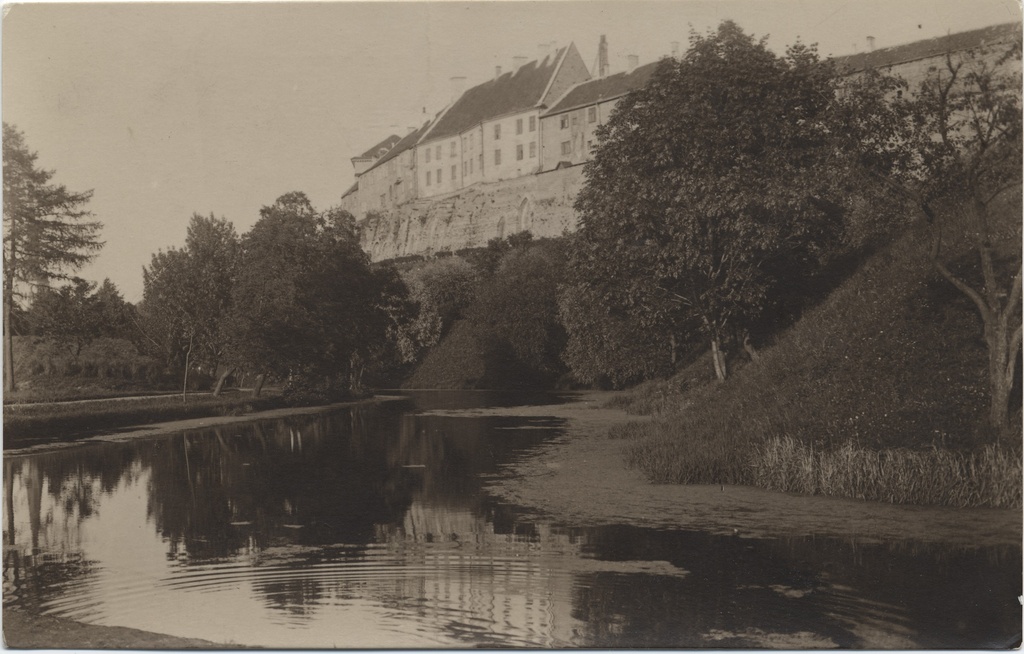 [tallinn] : [Snelli tiik]