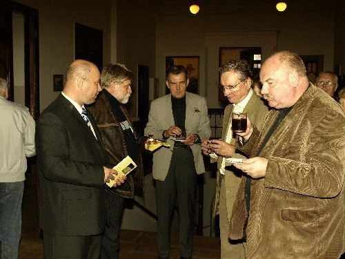 Lõikuspüha pidustused Sangastes. Vasakult: Kaido Tamberg, Jaan Sõrra, Arno Kirt, Leonhard Puksa, Arno Kangur
