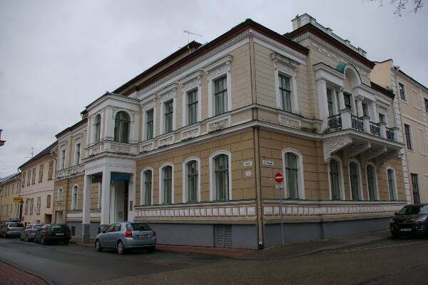 Digital photo. Editing of the newspaper Tartu Postmenes, Gildi t 1; 2011.