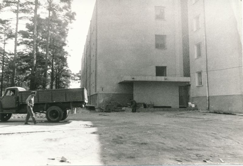 Photo. Haapsalu communication building Tamme 21a 1976.