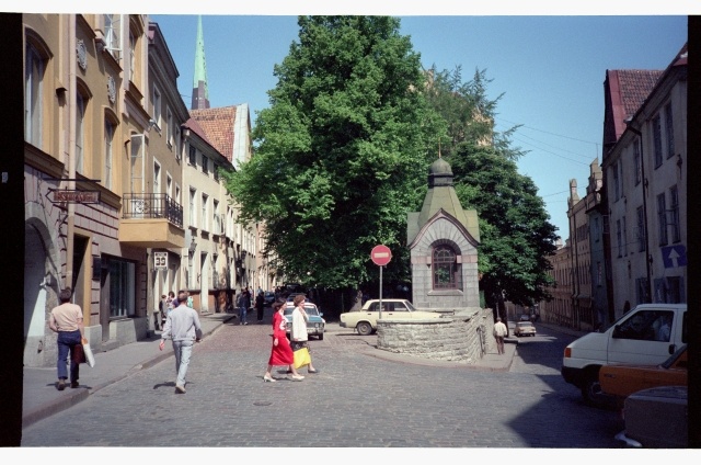 Russian Orthodox cable at the corner of Pika and Olevimäe Street at the green market