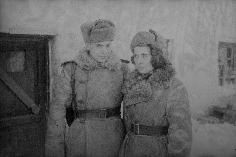 8. Eesti Laskurkorpus. Major Tõlles abikaasaga