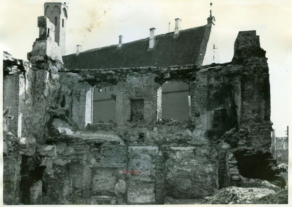Tallinn, Vaekoja varemed, sisevaade.