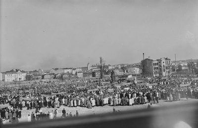 Tallinn. Lenini ausamba avamine Võidualleel (pildistatud Ajaloomuuseumi aknast)  similar photo
