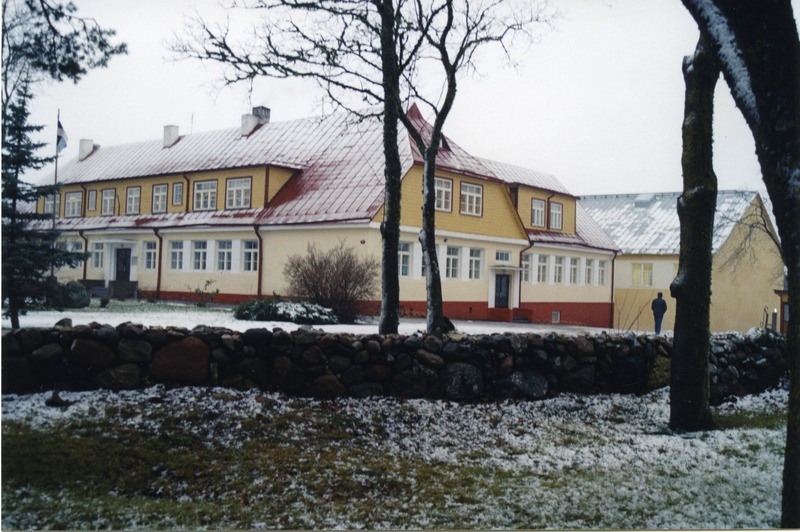 Mustjala põhikooli üldvaade