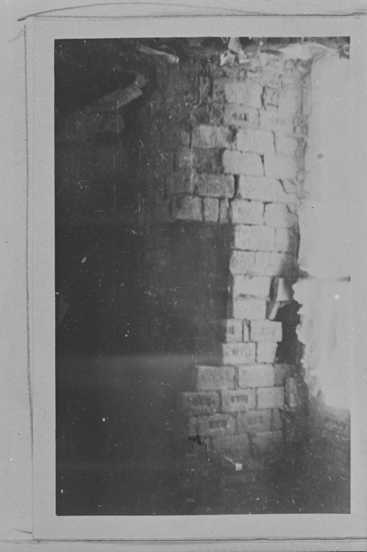 Narva sõjapurustused. Ahi Koidu tänaval