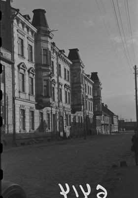 Tartu Riikliku Ülikooli Ühiselamu Tiigi tänaval  similar photo