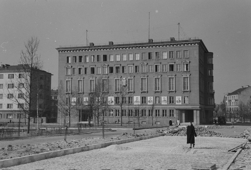 Töörahva püha 1. mail 1953. a-l. Dekoreeritud Raadiomaja.