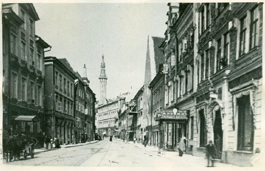 Tallinn, vaade Viru tänavale.