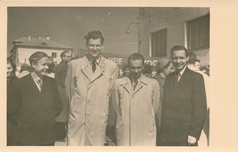 Tartu ülikooli ajaloo osakond, õppejõud (vasakult) Helmut Piirimäe, Märt Tänava, Karl Siilivask, Sulev Vahtre. 1959